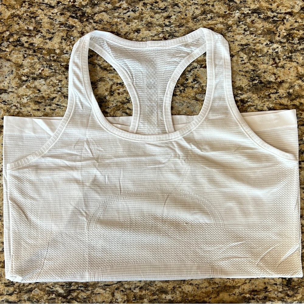 Lululemon Swiftly Tech Racerback tank